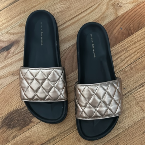 Mercer & Madison Slide - Picture 2 of 4